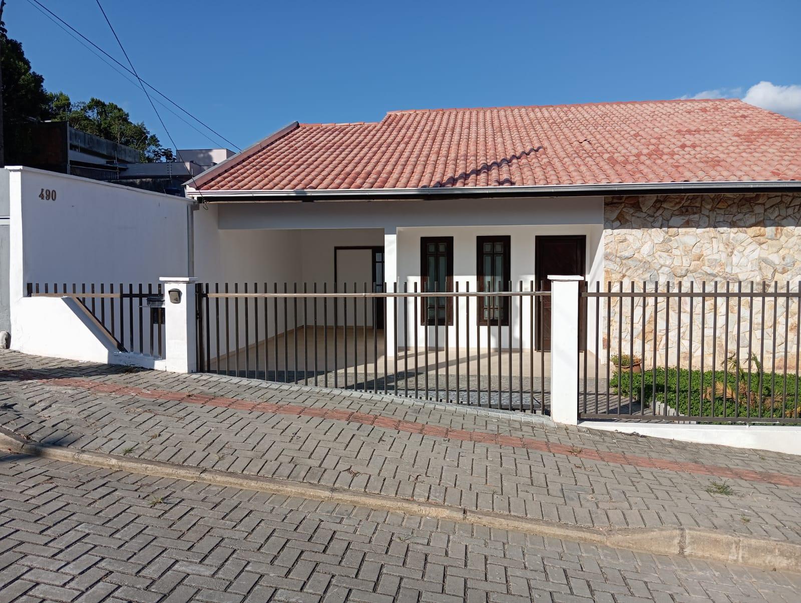 Casa Residencial 3 Quartos - Boehmerwald